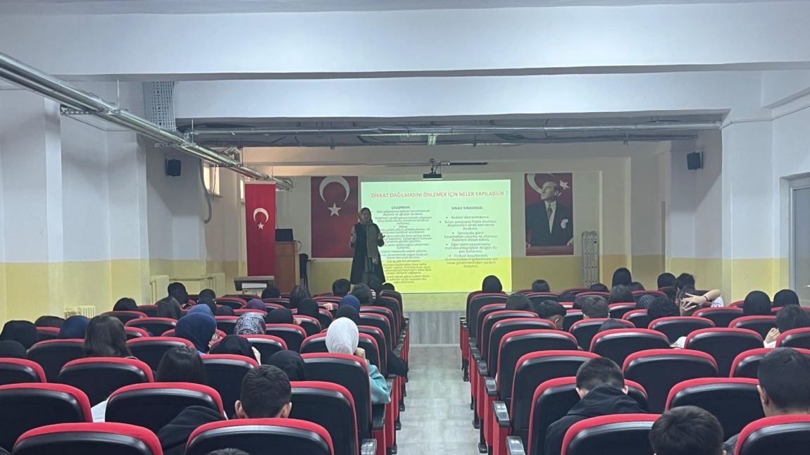 HEDEF YKS PROJESİ KAPSAMINDA DİKKAT ve ODAKLANMA SEMİNERİ